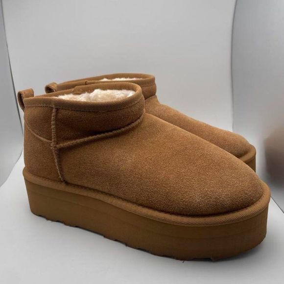 CUSHIONAIRE Women's COZY Genuine Suede pull on platform boot CHESTNUT 9 - Picture 1 of 6